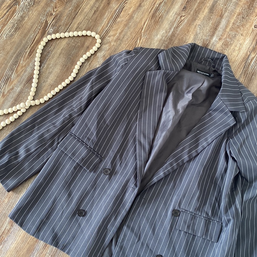 PrettyLittleThing Blazer - Picture 3 of 4